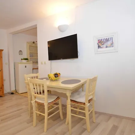 La Dolce Vita Studio *
